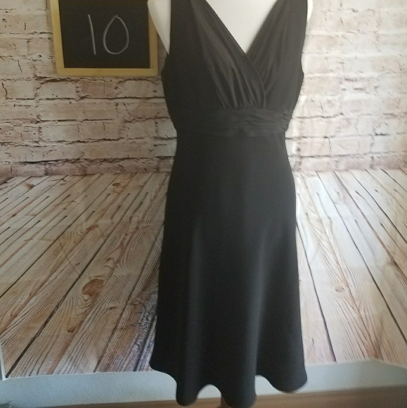 Jones Wear Dresses & Skirts - Jones Wear Dress Black & Sleeveless Size 10